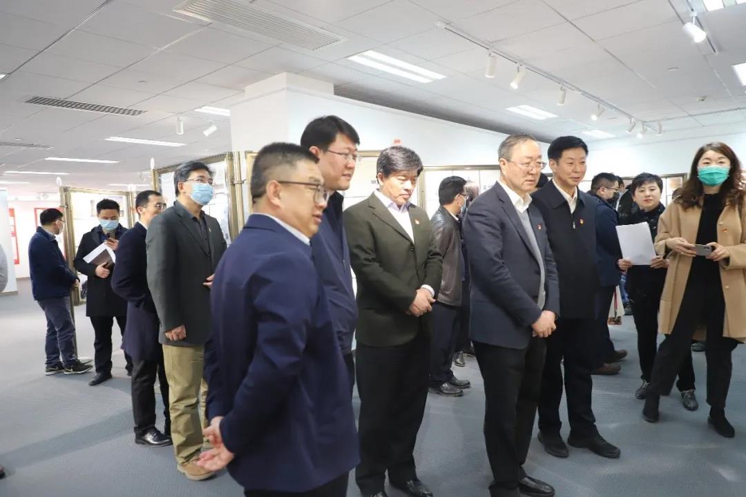 6e01cd6fade24af5ba563dfcedfd6f05.jpg 6e01cd6fade24af5ba563dfcedfd6f05.jpg