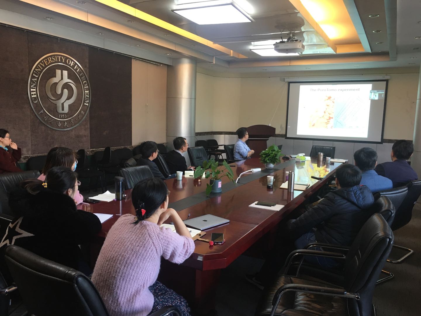 0eebdfcf2067407387f47fcf9406f3be.jpg 0eebdfcf2067407387f47fcf9406f3be.jpg