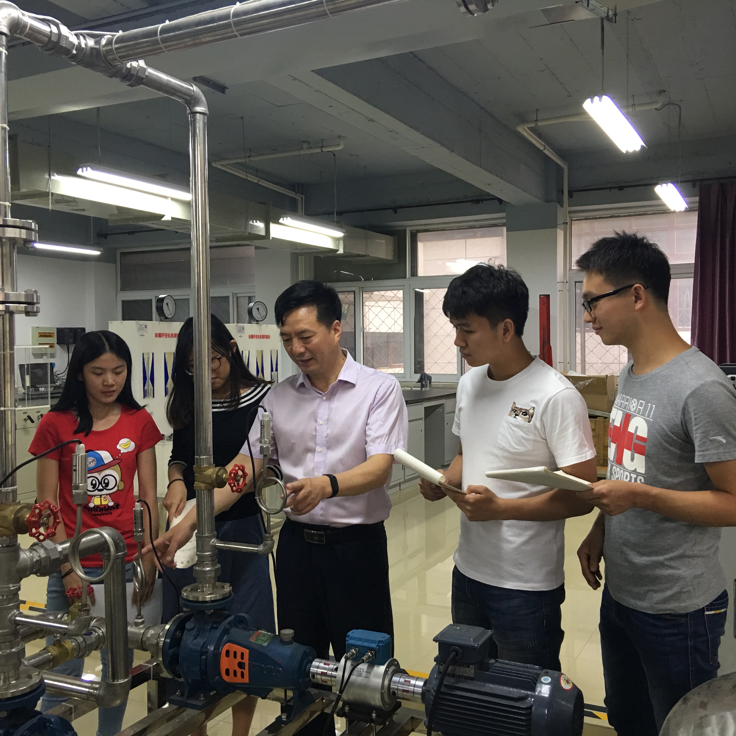 f0b86577bfd249b6a442dd2182fb39e7.jpg f0b86577bfd249b6a442dd2182fb39e7.jpg