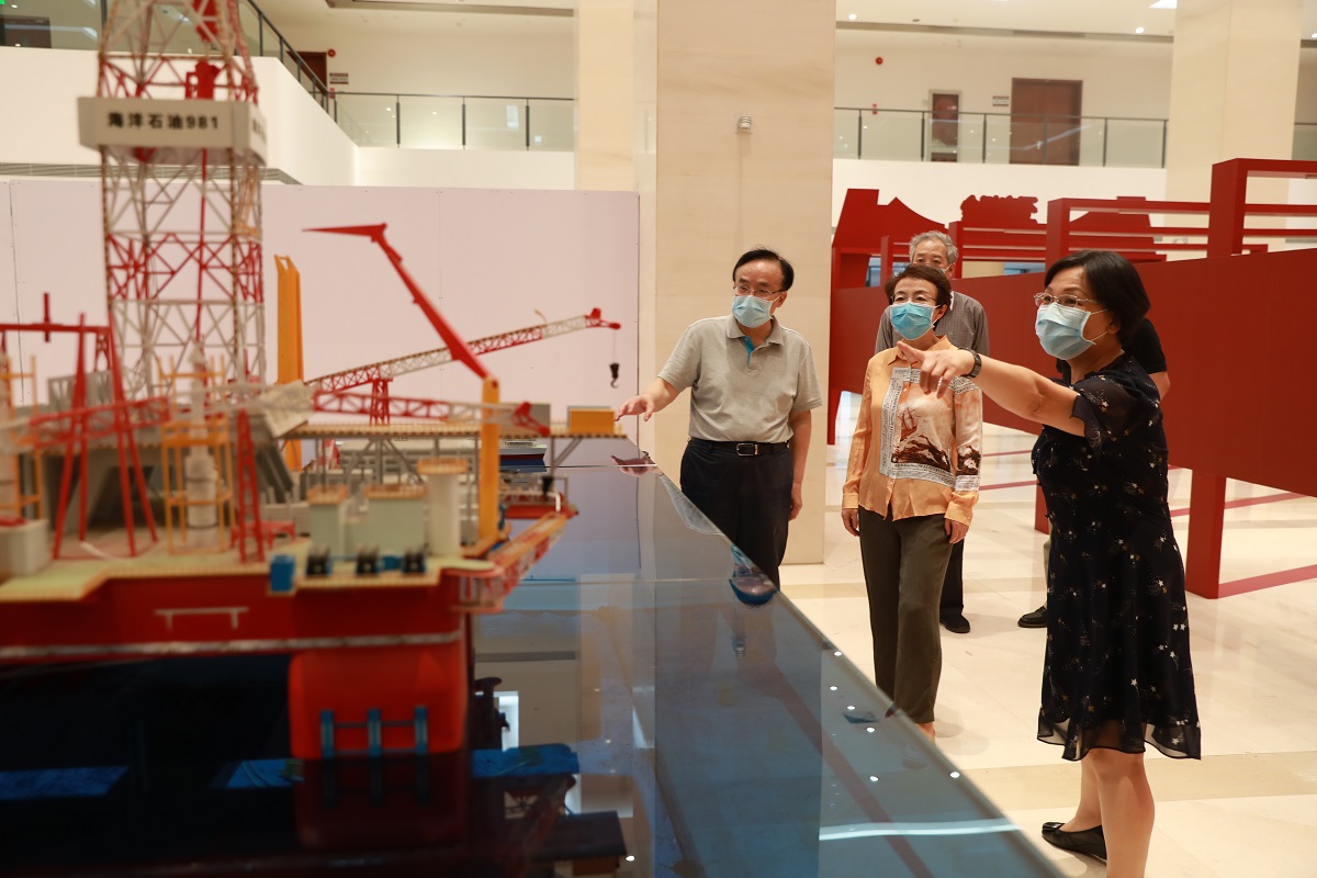 709196973e4b4f828dd091ea469af39f.jpg 709196973e4b4f828dd091ea469af39f.jpg