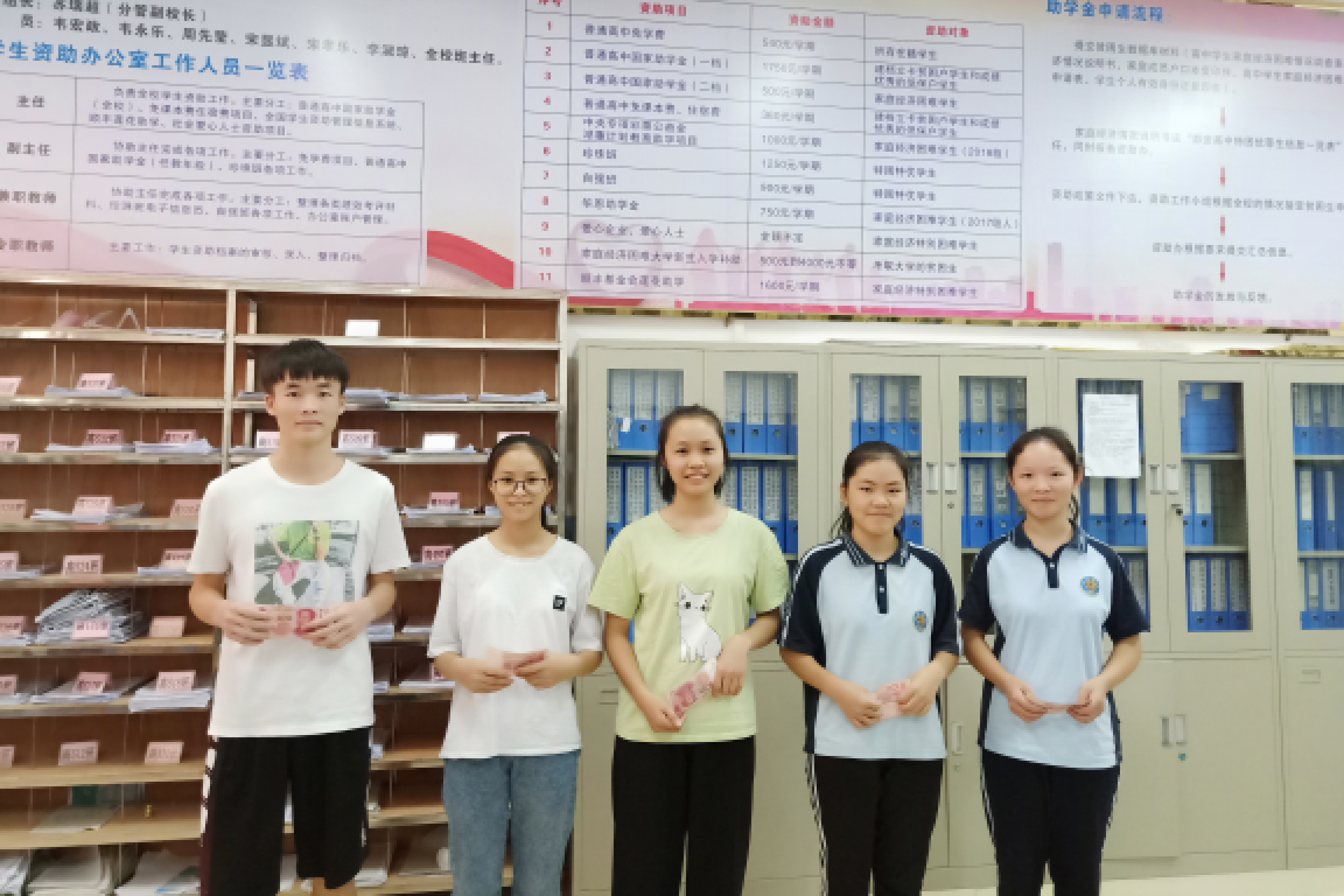 68b156ced78c49c090addd3a9e25e669.jpg 68b156ced78c49c090addd3a9e25e669.jpg