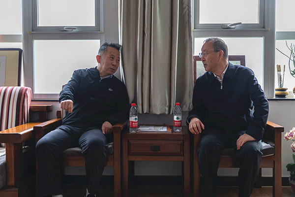 bd66b0663c3a4c6aa3f5387f6a64095e.jpg 20201020_陳書記看望院士_孟禹豪攝 (5).jpg