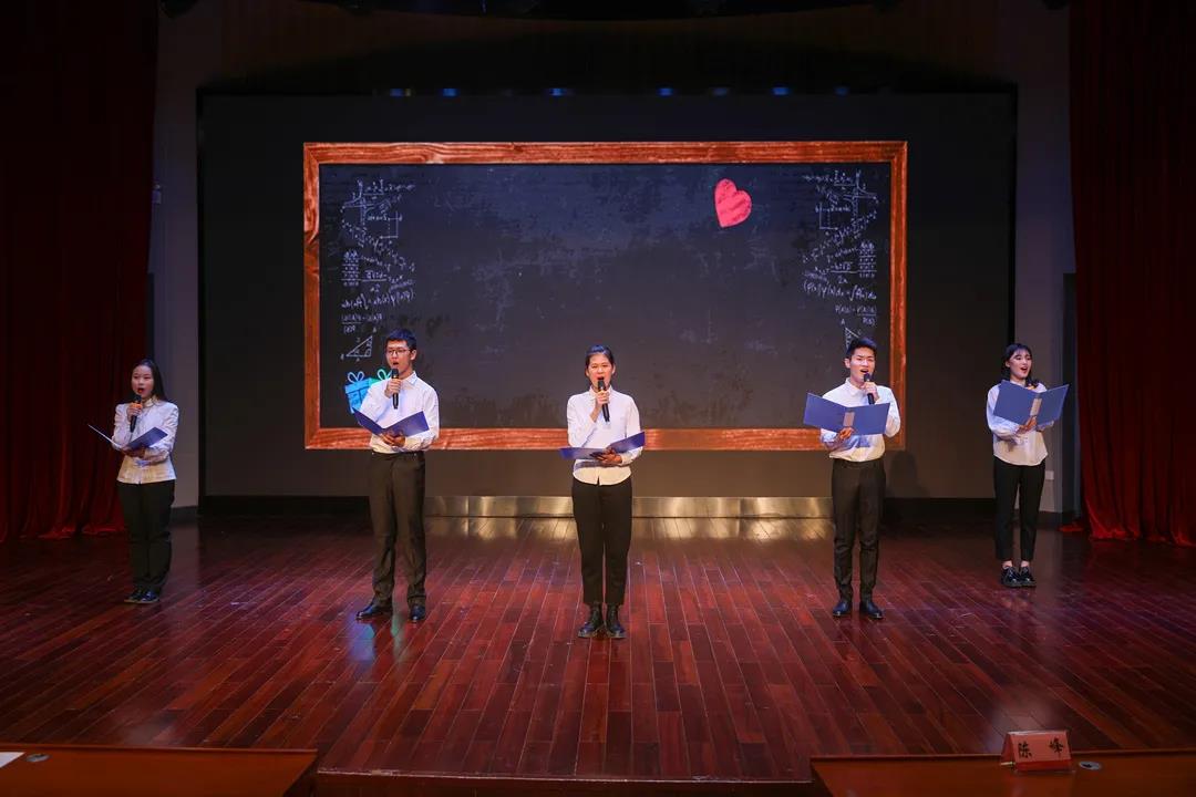 8c317570b5cc4857bbd9db0e11cf7023.jpg 8c317570b5cc4857bbd9db0e11cf7023.jpg