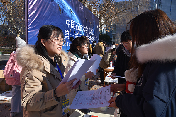 cd2a563b61f044518da4fac485a8d84a.jpg DSC_8080.JPG