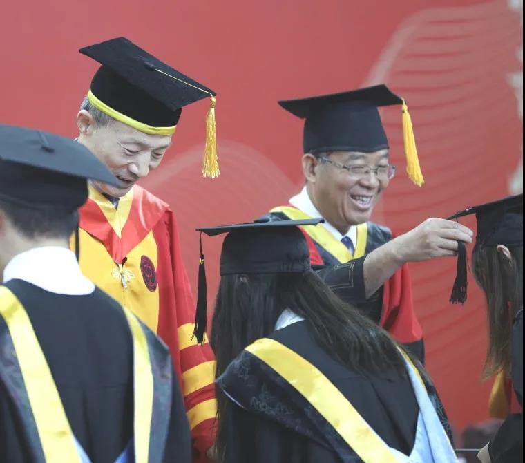 dea569d10aa544e68c559c9aa3cbd75b.jpg dea569d10aa544e68c559c9aa3cbd75b.jpg