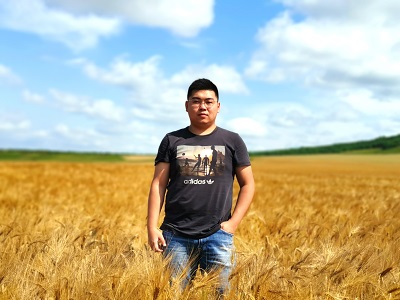 79b28ce82f75484c9f486f363672db62.jpg 石油工程學院+李佳峻+生活照.jpg