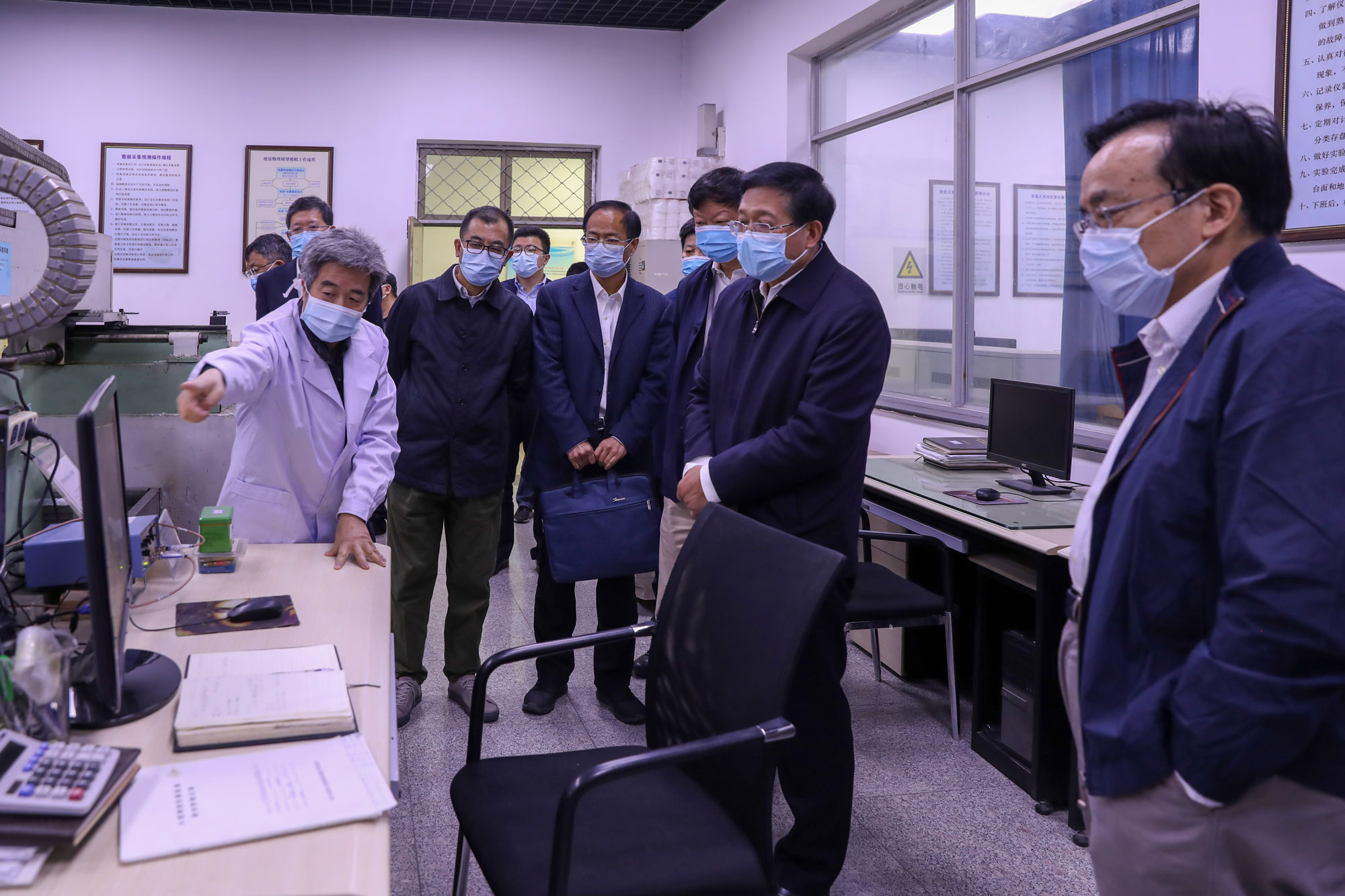 31c70a75d8094617943612d646ebdf53.jpg 31c70a75d8094617943612d646ebdf53.jpg