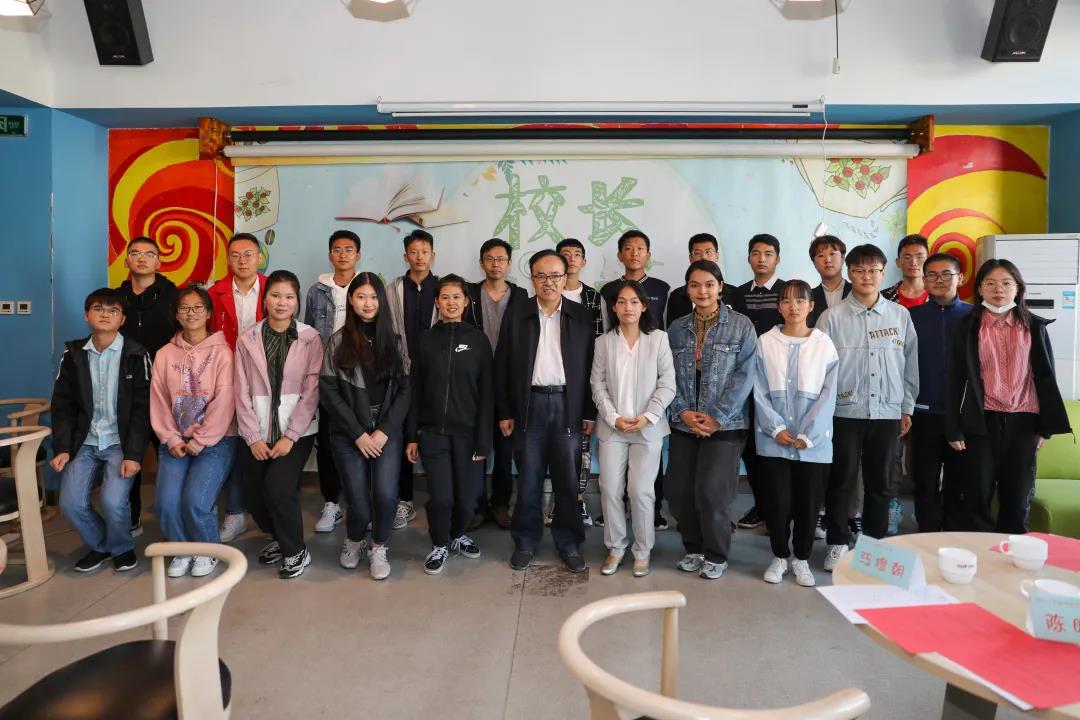 3ac6494e9a064251ab2984731b74f90a.jpg 3ac6494e9a064251ab2984731b74f90a.jpg