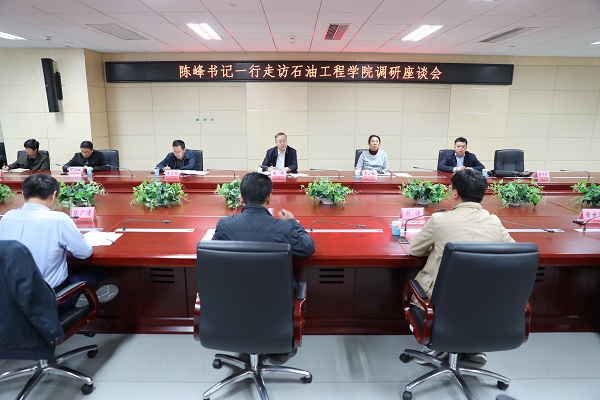 4e6073da84a64dce91ee0ad77bb5ab9c.jpg y.jpg