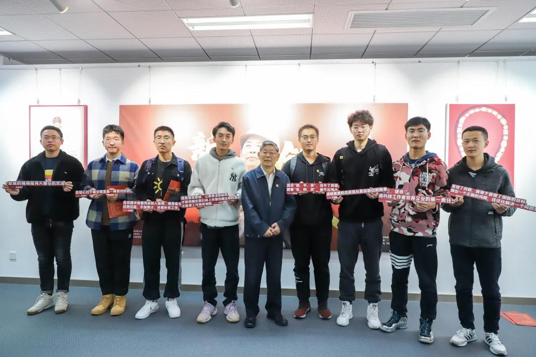 41b22708b46f4cbb890560bfa453ca27.jpg 41b22708b46f4cbb890560bfa453ca27.jpg