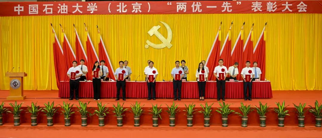 46f61ad58463416ba8f0a0c11e844438.jpg 46f61ad58463416ba8f0a0c11e844438.jpg