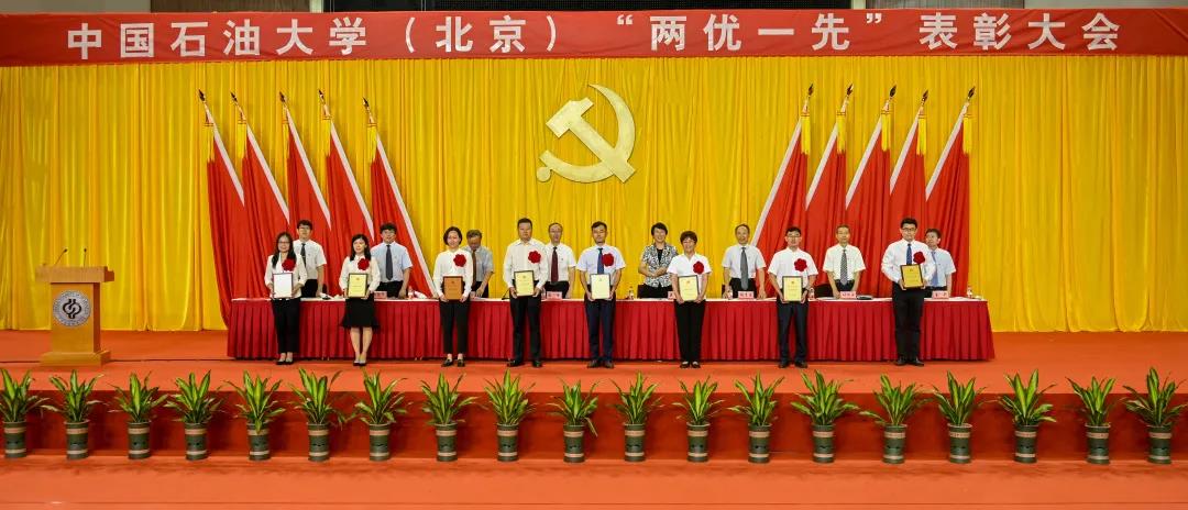 d8d973b5c2dc4c739816a411f6e6067b.jpg d8d973b5c2dc4c739816a411f6e6067b.jpg