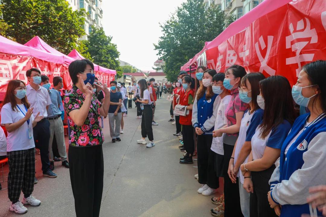 04fa430660564d608aeba6a9fade0135.jpg 04fa430660564d608aeba6a9fade0135.jpg