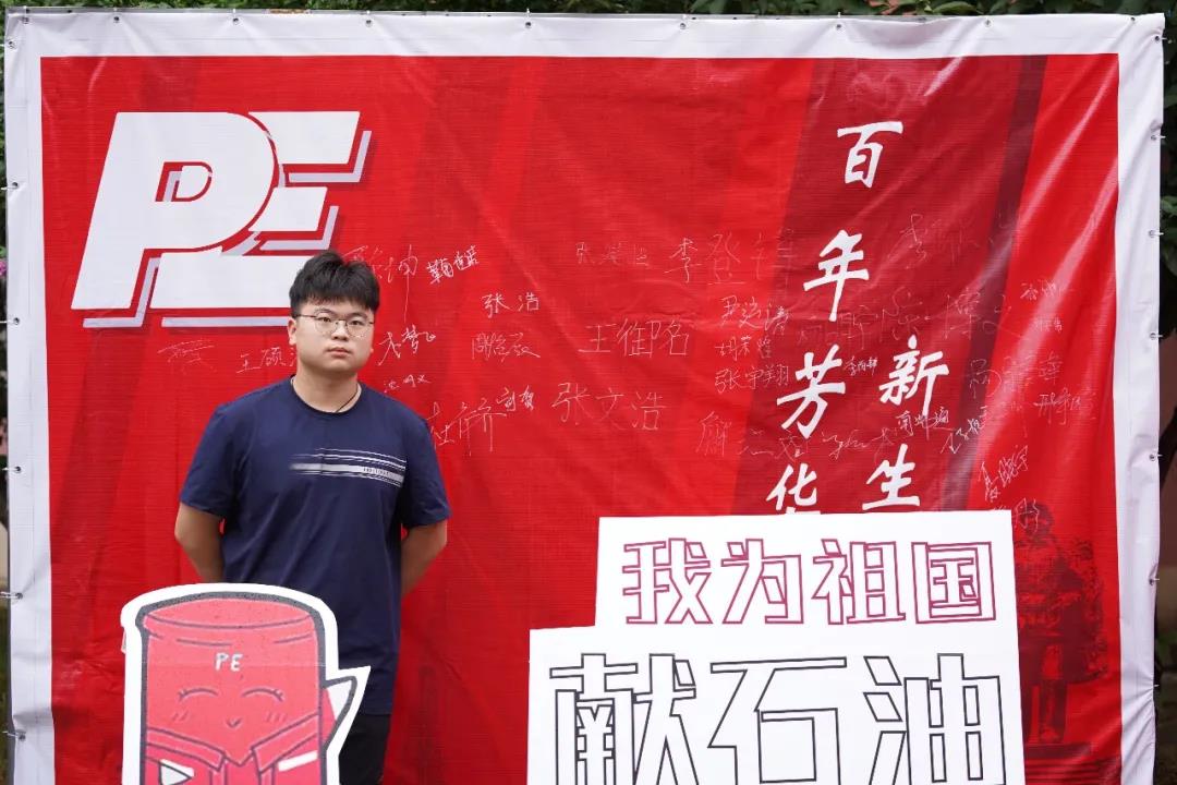 14e27a72750f4d549f9f36b131052840.jpg 14e27a72750f4d549f9f36b131052840.jpg