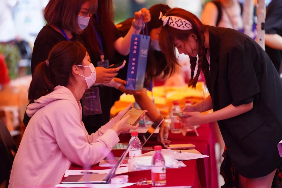 2a00e0ea5c5844c0b7db2e52172ae48d.jpg 2a00e0ea5c5844c0b7db2e52172ae48d.jpg