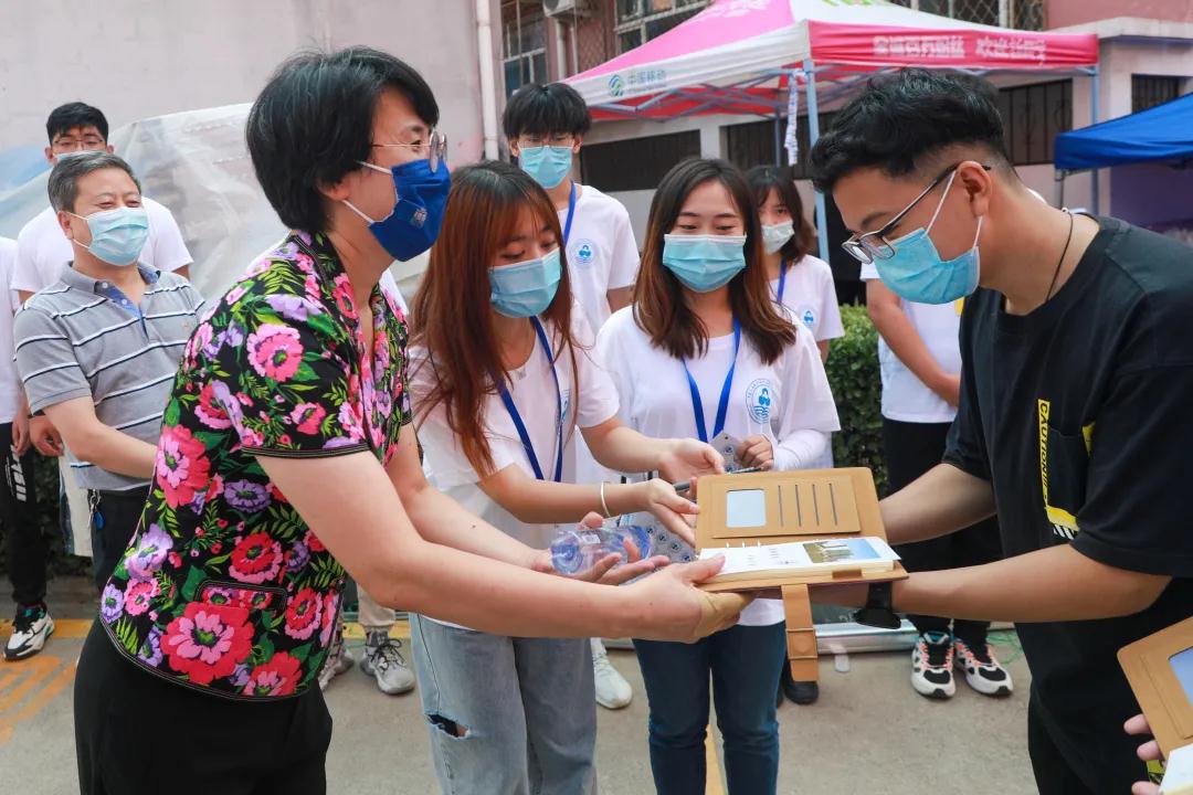 bf4e239a6f8d4349ae405daf8d3e224b.jpg bf4e239a6f8d4349ae405daf8d3e224b.jpg