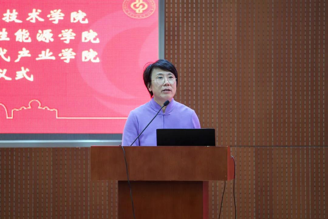 456f354c58b24181956b29afe95414bc.jpg 456f354c58b24181956b29afe95414bc.jpg