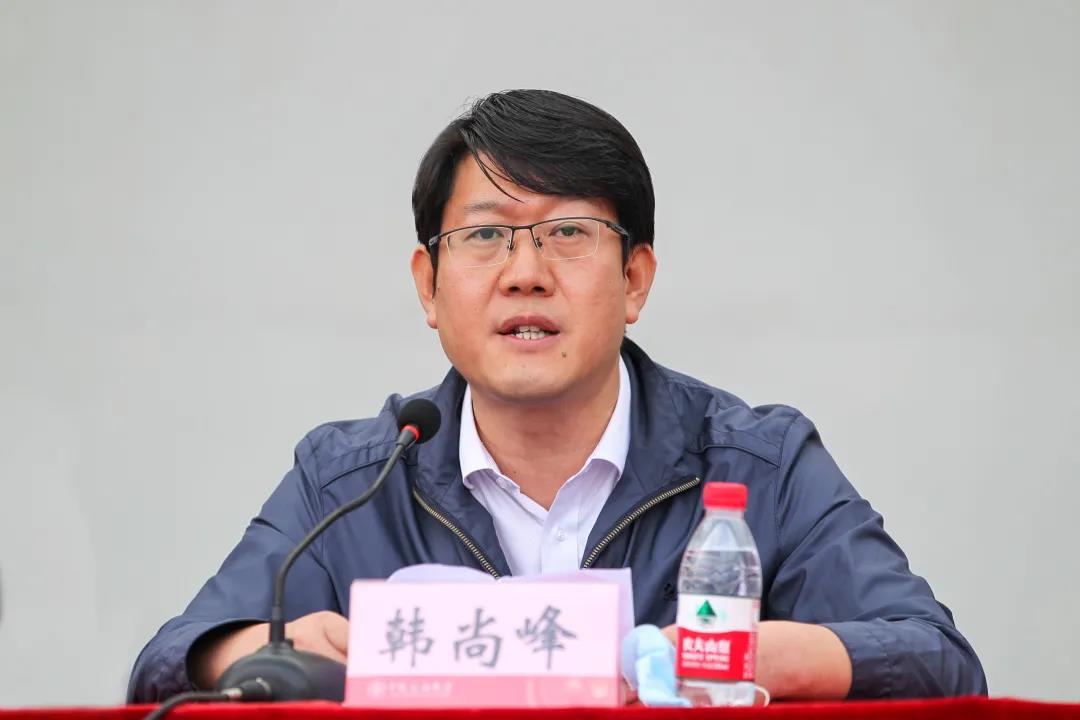 b722ffbc5e01427f878dd9d2d5f27074.jpg b722ffbc5e01427f878dd9d2d5f27074.jpg