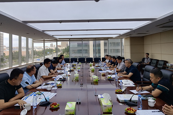 與匯能煤電集團(tuán)領(lǐng)導(dǎo)座談.jpg