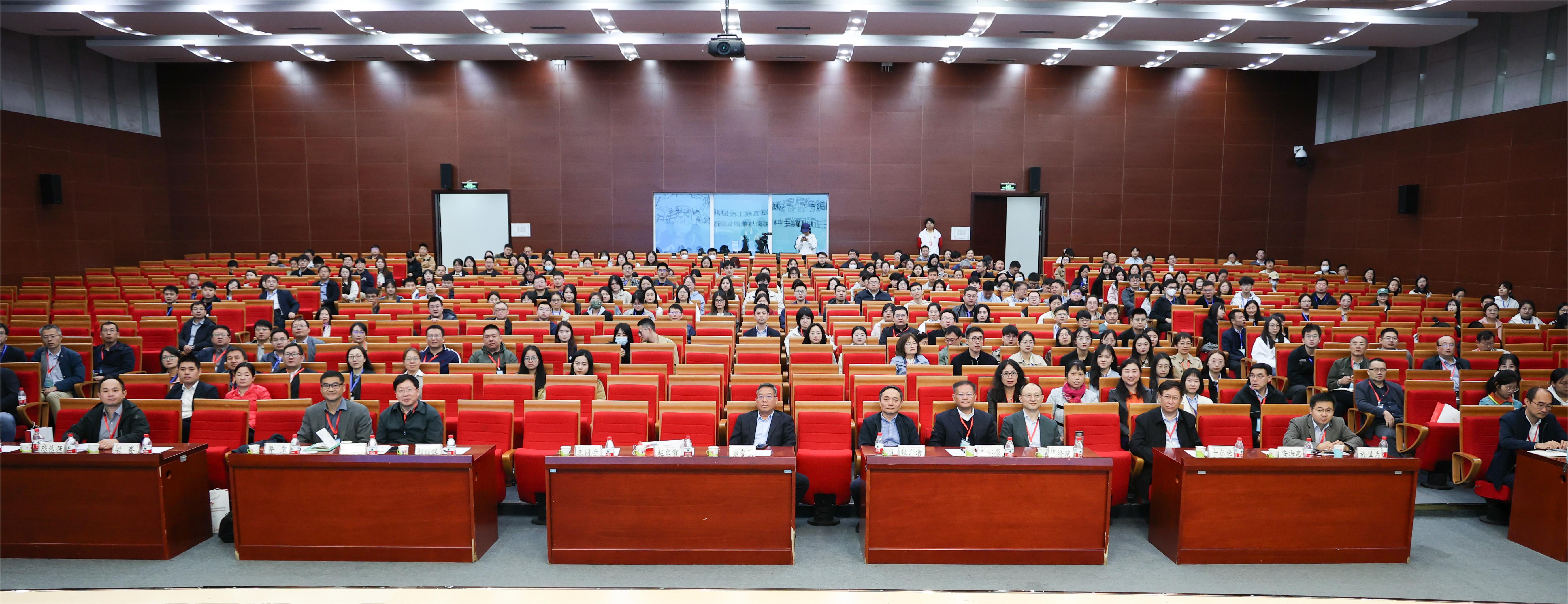 第七屆能源資源系統(tǒng)工程國際學(xué)術(shù)年會暨第三屆碳中和與能源創(chuàng)新發(fā)展論壇_楊文琰攝 (11).jpg