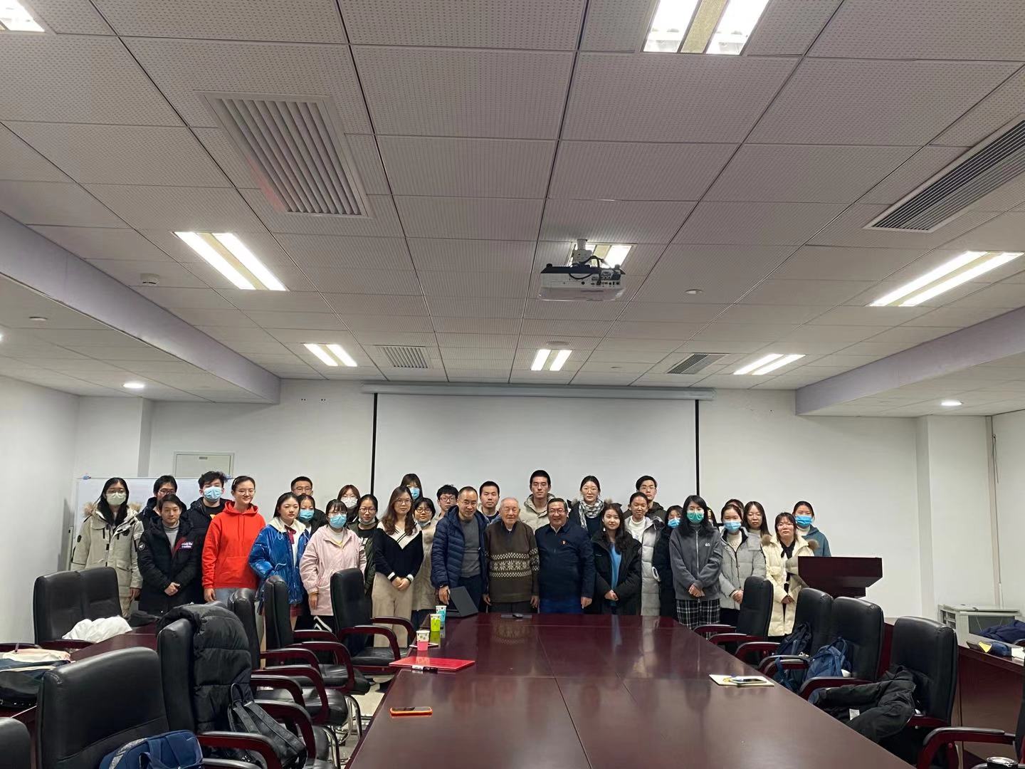 ef11f765360c4b6b87cb9fde02a04ea5.jpg ef11f765360c4b6b87cb9fde02a04ea5.jpg