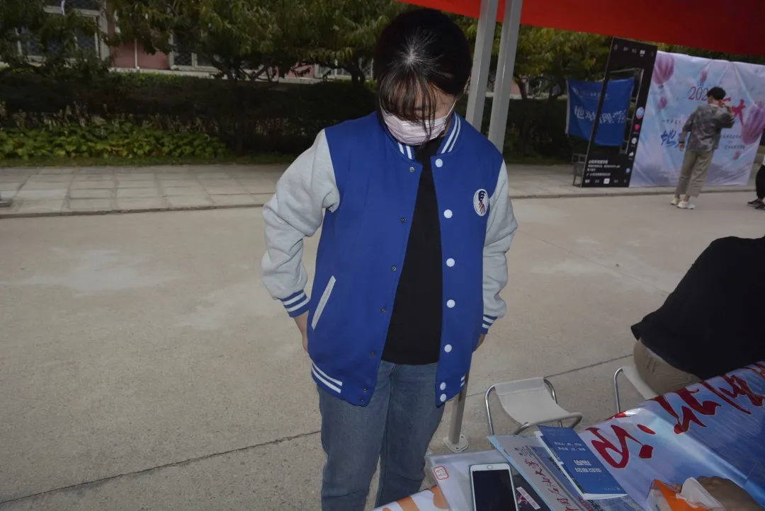 44ec556098c74a3b9a2687311f27667b.png 7.png