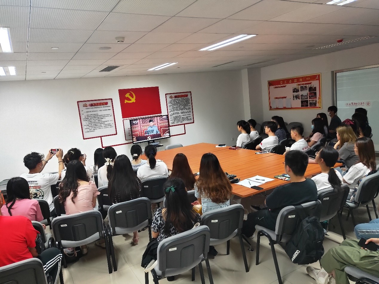 46b81b1f6b644b3ab1a2f5155ed01e40.jpg 46b81b1f6b644b3ab1a2f5155ed01e40.jpg