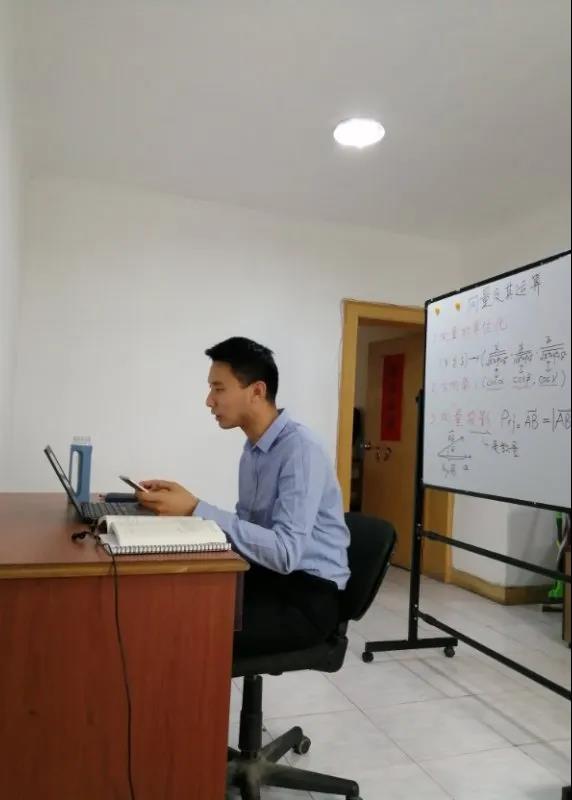 4e28ec891f8048918921b0e458d789ad.jpg 4e28ec891f8048918921b0e458d789ad.jpg